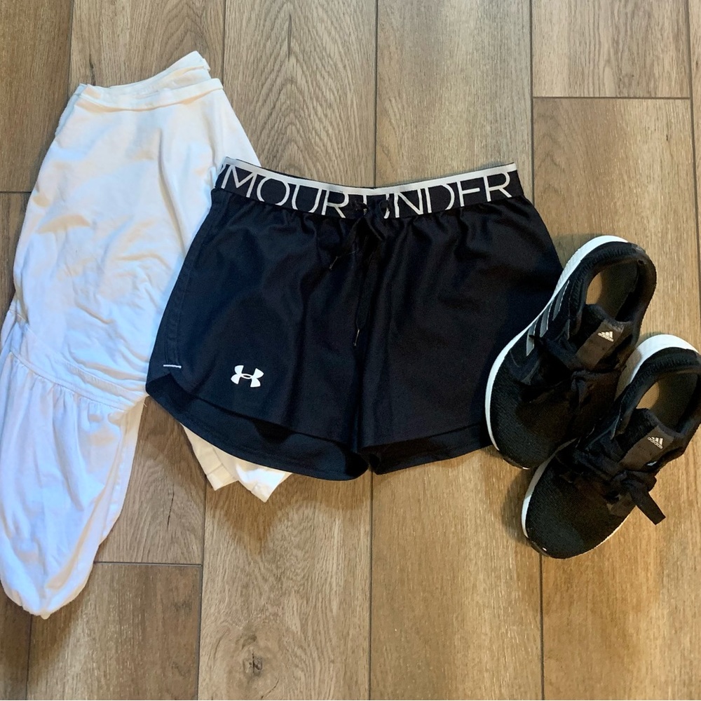 Under Armour women’s short